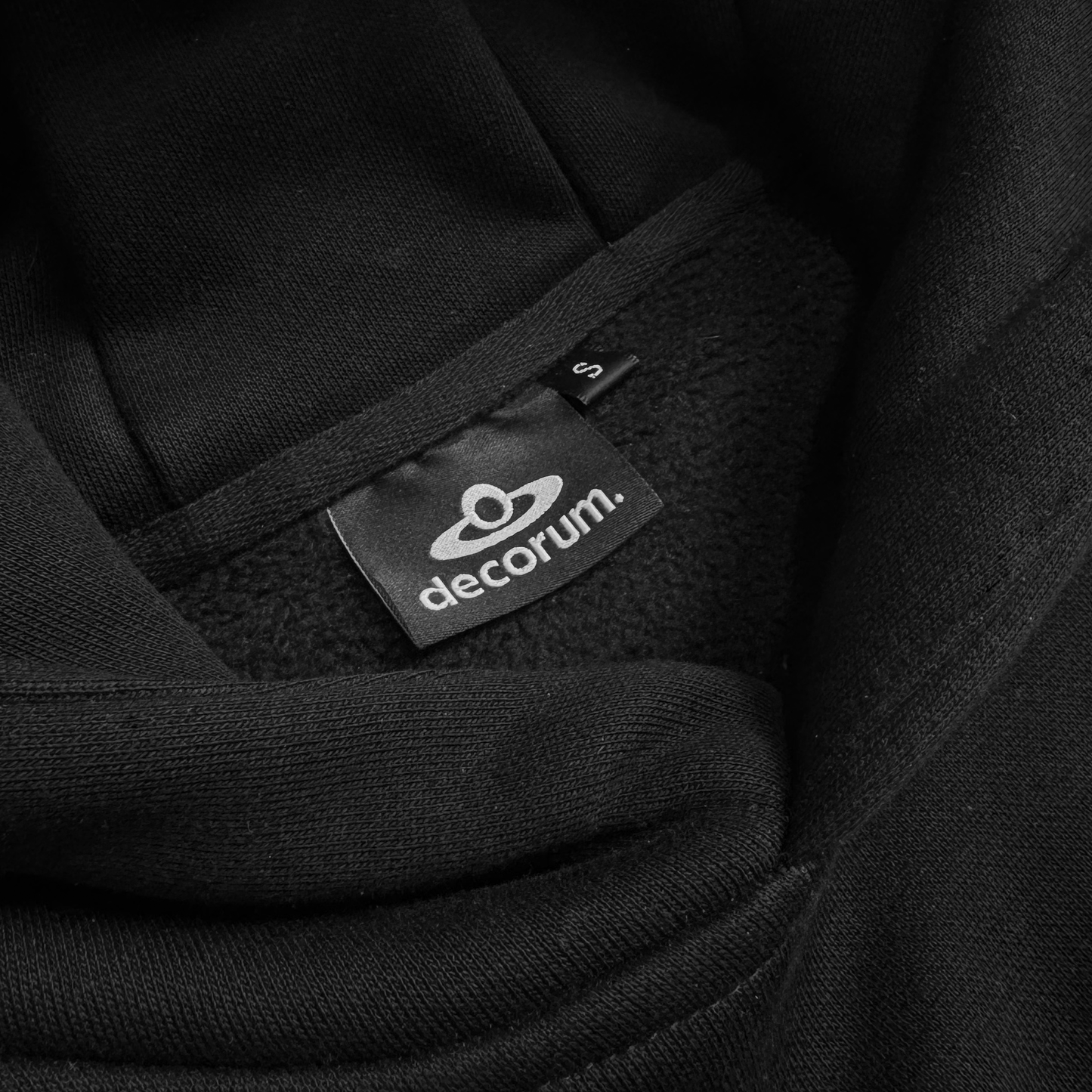 decorum. black tracksuit